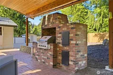 19319 76th Avenue W Lynnwood WA 98036