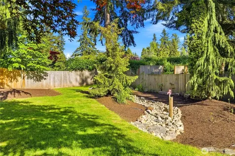 19319 76th Avenue W Lynnwood WA 98036