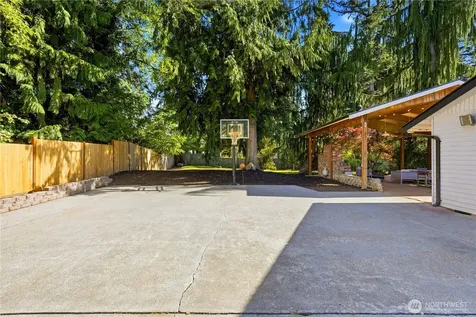 19319 76th Avenue W Lynnwood WA 98036