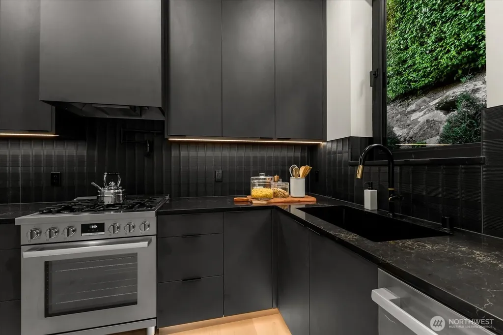 1331 102nd Avenue NE Bellevue WA 98004
