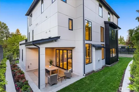 1331 102nd Avenue NE Bellevue WA 98004