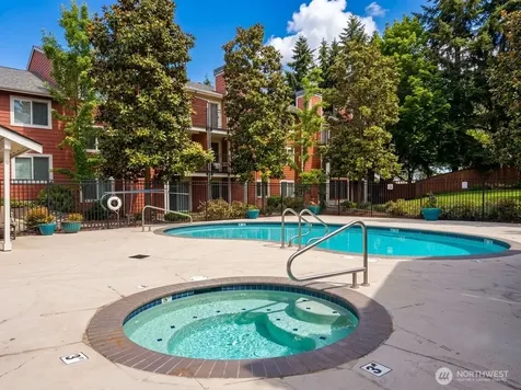 12511 SE 41st Place Bellevue WA 98006