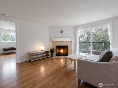 12511 SE 41st Place Bellevue WA 98006