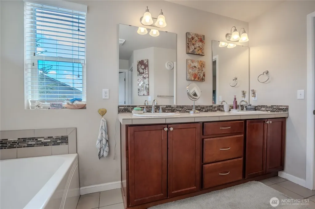 1929 65th Avenue SE Tumwater WA 98501