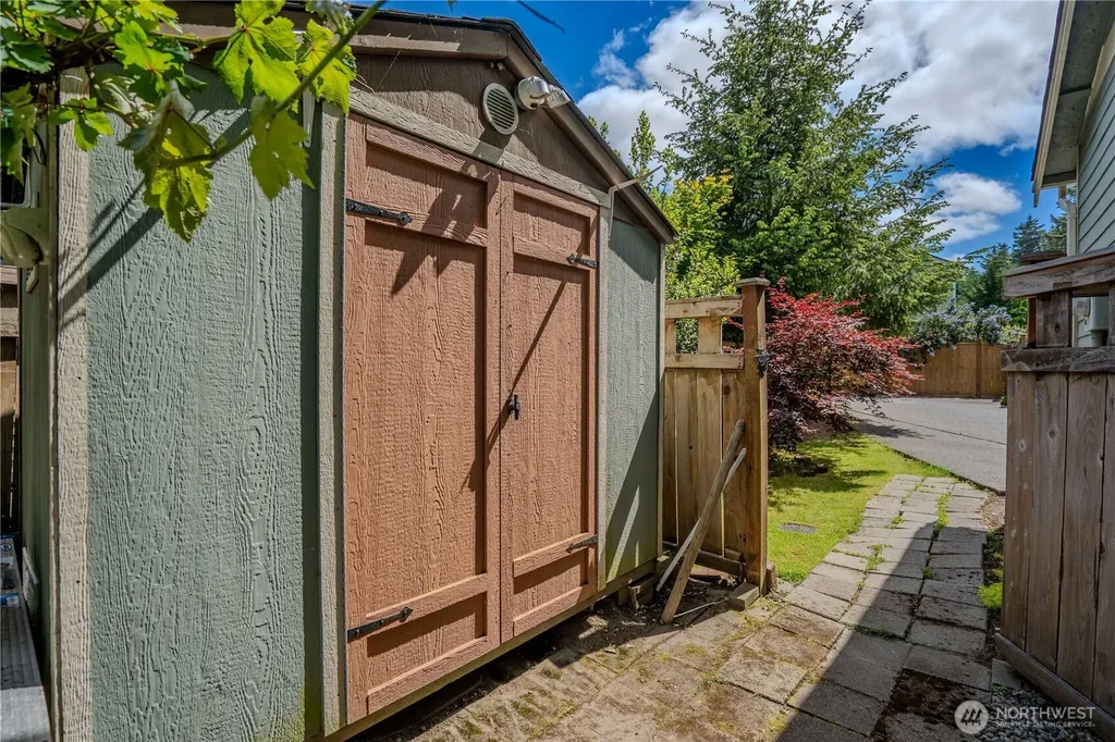 1929 65th Avenue SE Tumwater WA 98501