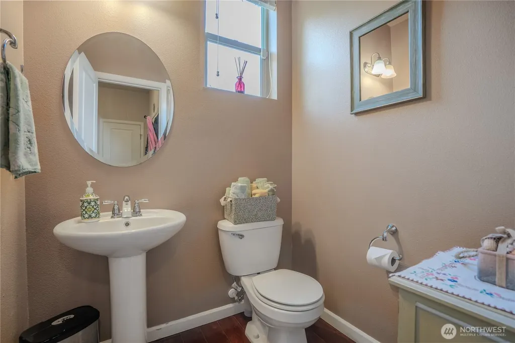 1929 65th Avenue SE Tumwater WA 98501