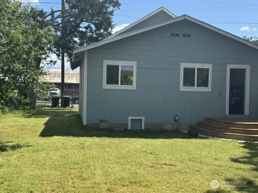 940 Edith Avenue Walla Walla WA 99362