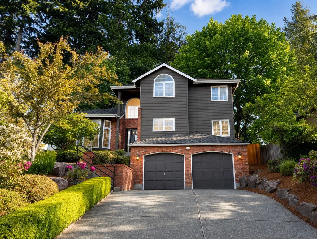 Bellevue WA, 1010 106TH