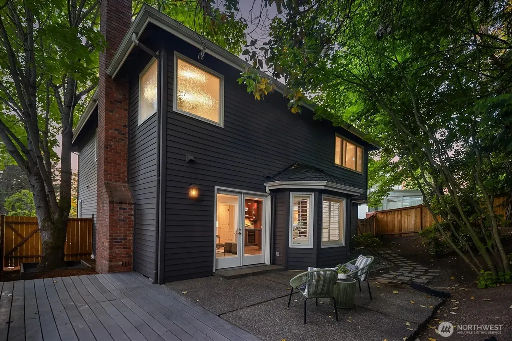 1010 106th Avenue SE Bellevue WA 98004