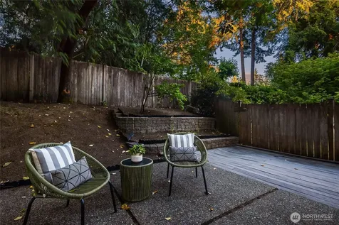 1010 106th Avenue SE Bellevue WA 98004