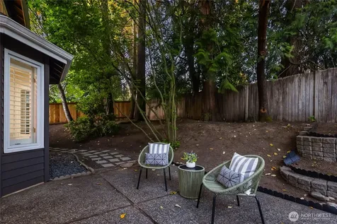 1010 106th Avenue SE Bellevue WA 98004