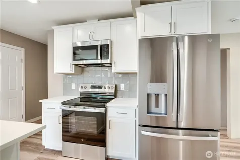 7611 27th Street W Tacoma WA 98466