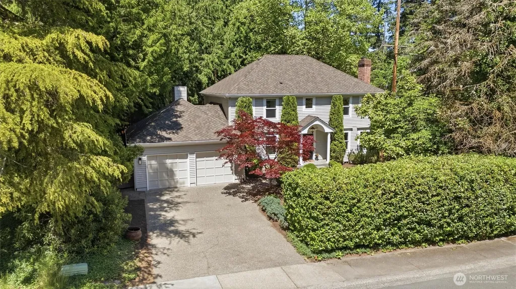 22716 NE 25th Way Sammamish WA 98074