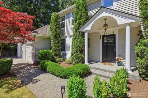 22716 NE 25th Way Sammamish WA 98074