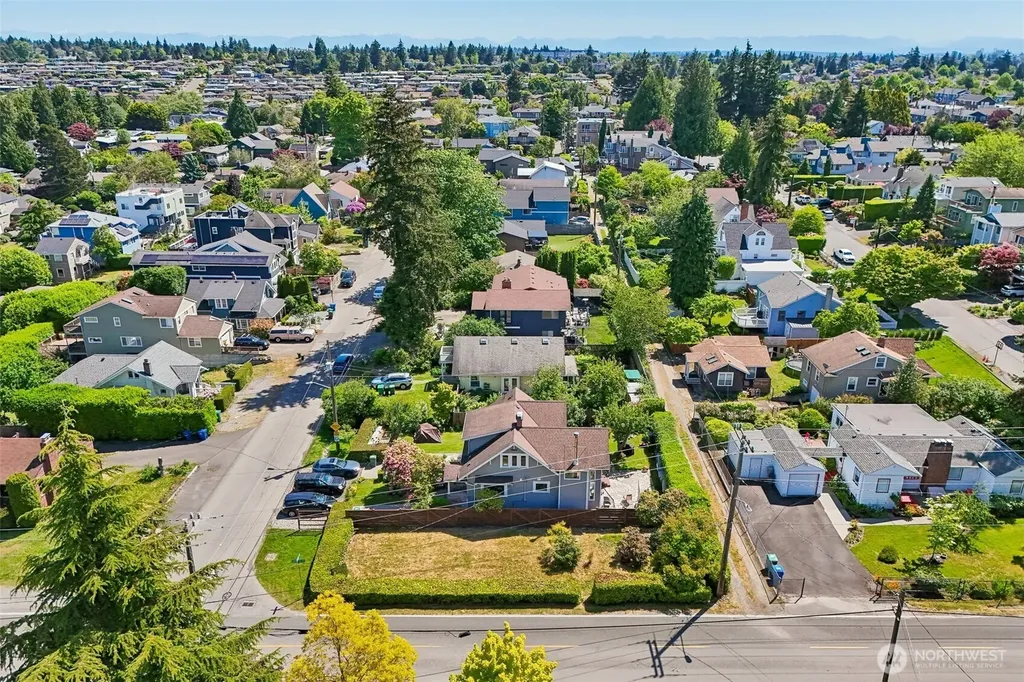 8620 28th Avenue NW Seattle WA 98117