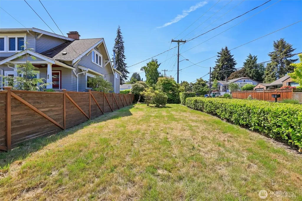 8620 28th Avenue NW Seattle WA 98117