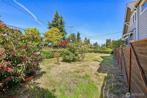 8620 28th Avenue NW Seattle WA 98117