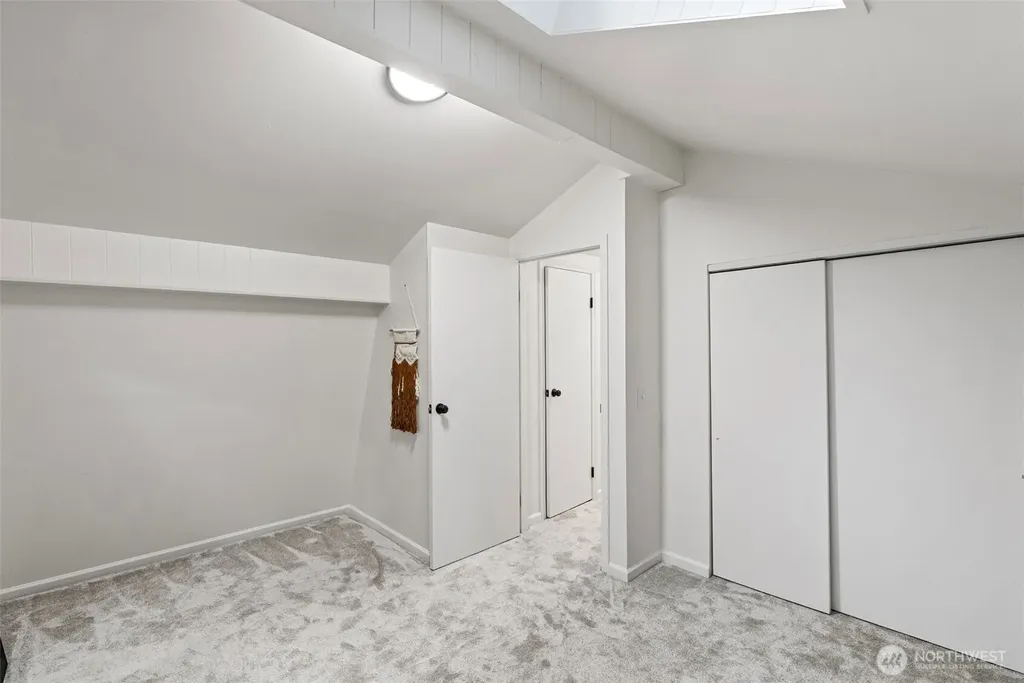 19111 19th St SW Lakebay WA 98349