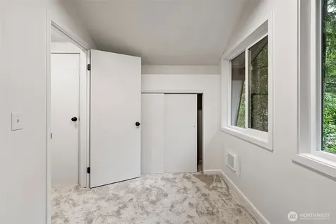 19111 19th St SW Lakebay WA 98349