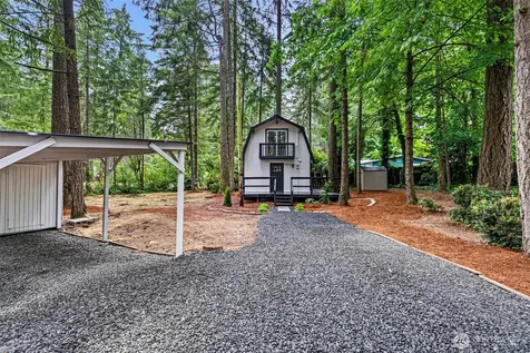 19111 19th St SW Lakebay WA 98349