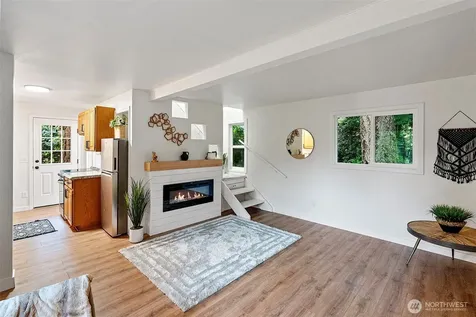 19111 19th St SW Lakebay WA 98349