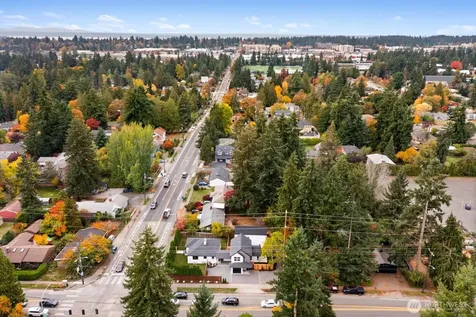 13005 1st Avenue NE Seattle WA 98125