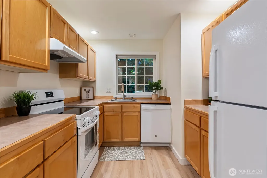 11706 Admiralty Way Everett WA 98204