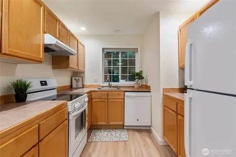 11706 Admiralty Way Everett WA 98204