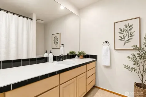 2518 Sahalee Drive East Sammamish WA 98074