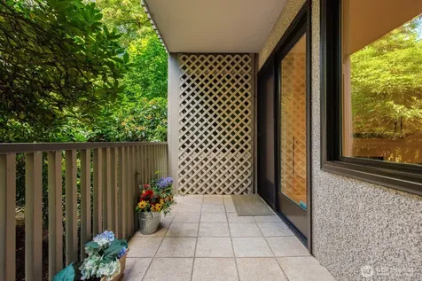 9901 NE 4th Street Bellevue WA 98004