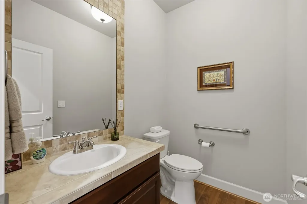 9020 Merrill Court NE Lacey WA 98516