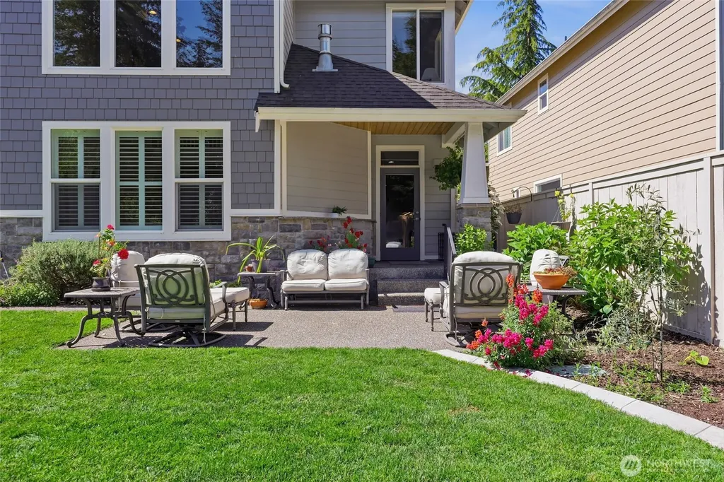 9020 Merrill Court NE Lacey WA 98516