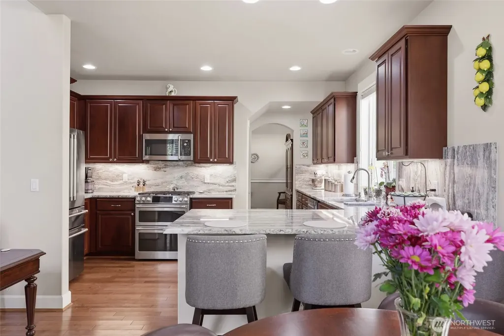 9020 Merrill Court NE Lacey WA 98516