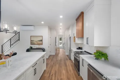 9434 Olson Place SW Seattle WA 98106
