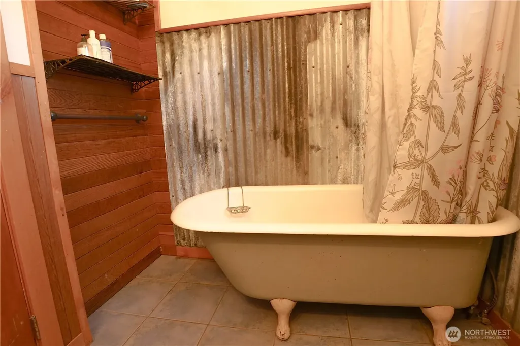 2904 Wildwood Drive Quilcene WA 98376