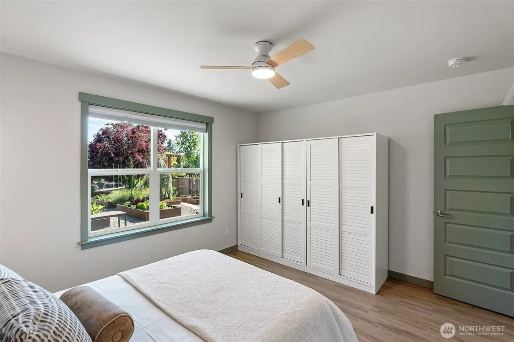 503 5th Street Steilacoom WA 98388