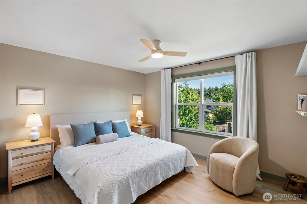 503 5th Street Steilacoom WA 98388