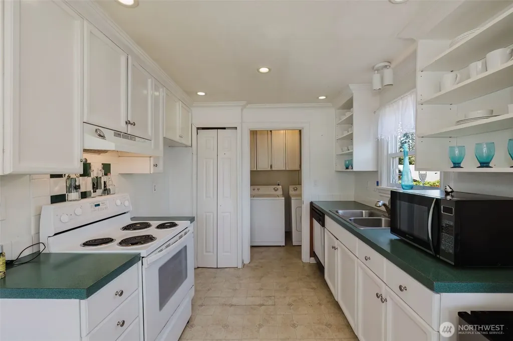 1230 Olympic Avenue Shelton WA 98584