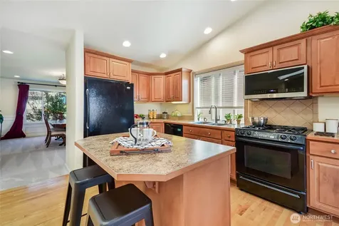 6116 72nd Drive NE Marysville WA 98270