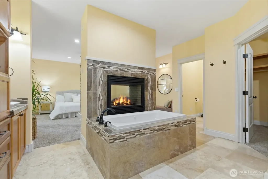 5014 78th Avenue NW Gig Harbor WA 98335