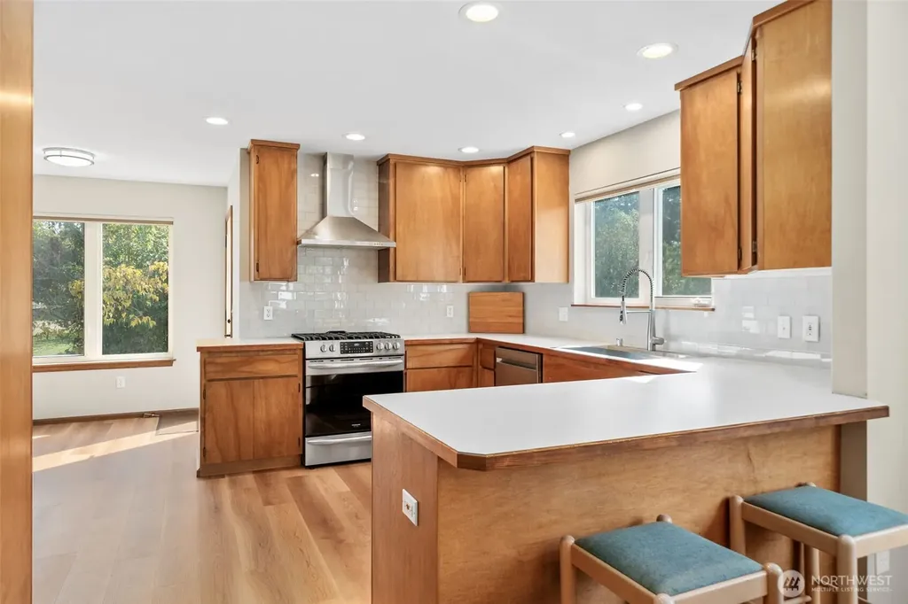 212 Bluegrass Lane Sequim WA 98382