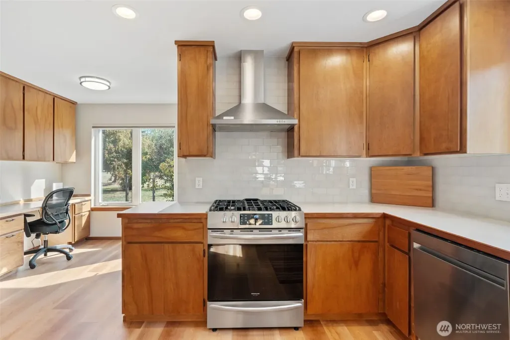 212 Bluegrass Lane Sequim WA 98382