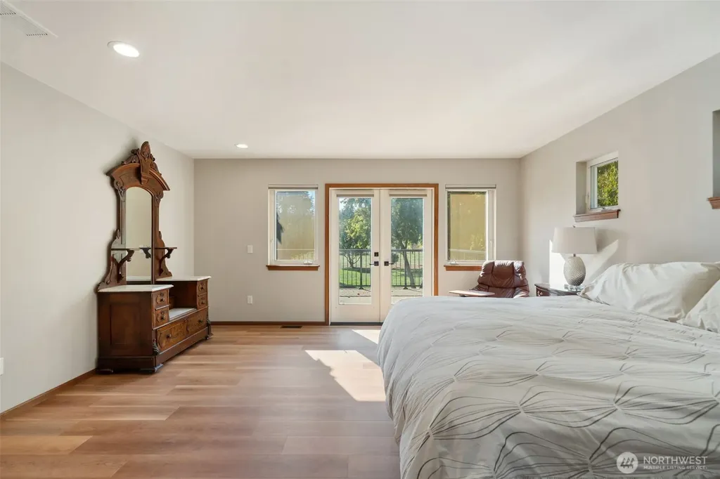 212 Bluegrass Lane Sequim WA 98382