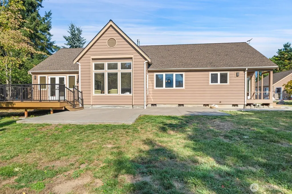 212 Bluegrass Lane Sequim WA 98382