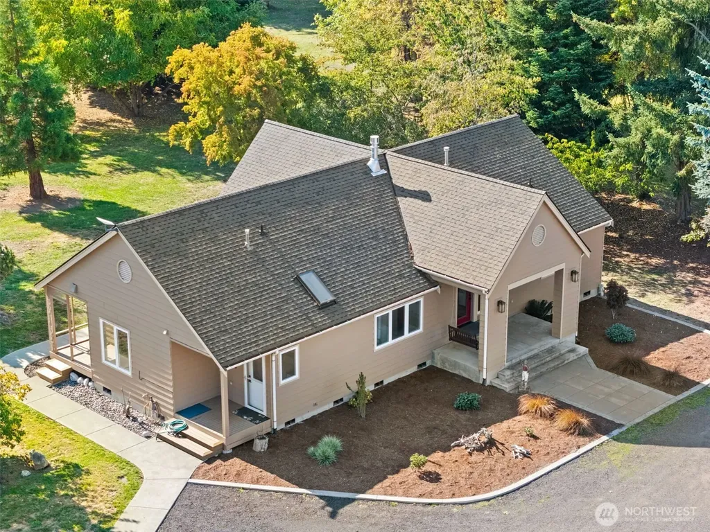 212 Bluegrass Lane Sequim WA 98382