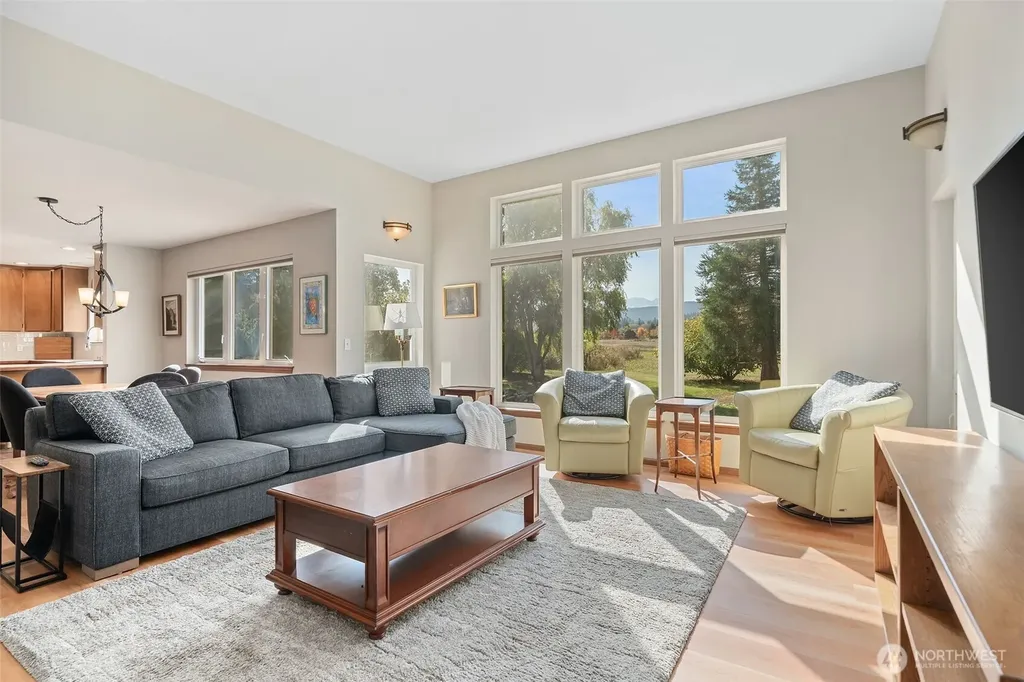 212 Bluegrass Lane Sequim WA 98382