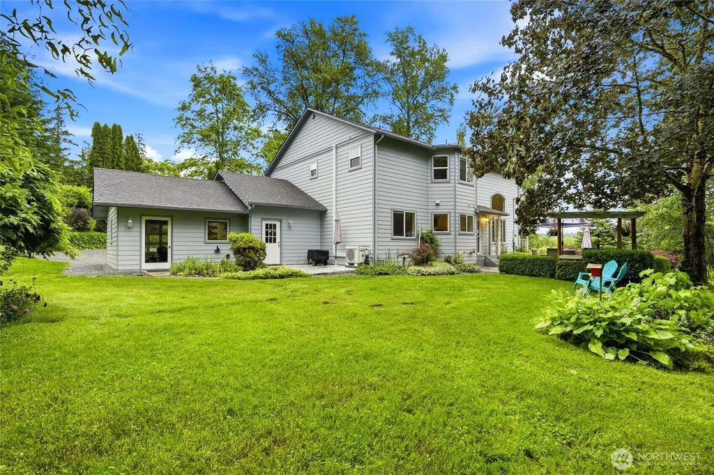 27232 71st Ave NE Arlington WA 98223