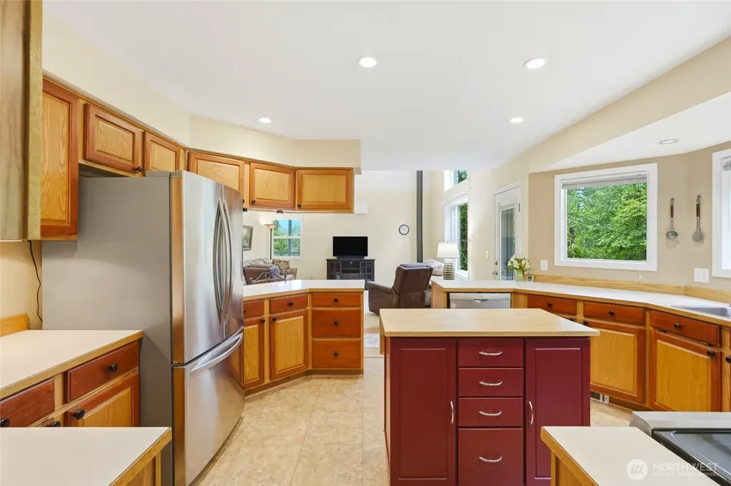 27232 71st Ave NE Arlington WA 98223