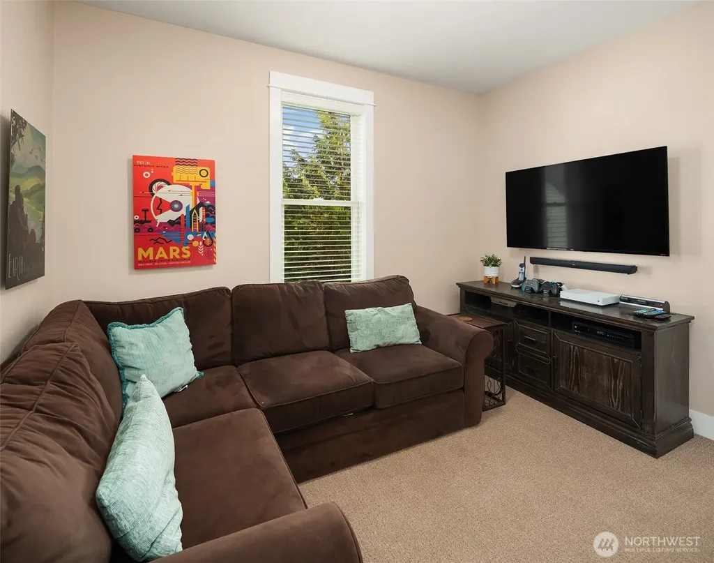 24 Float Lane Pacific Beach WA 98571