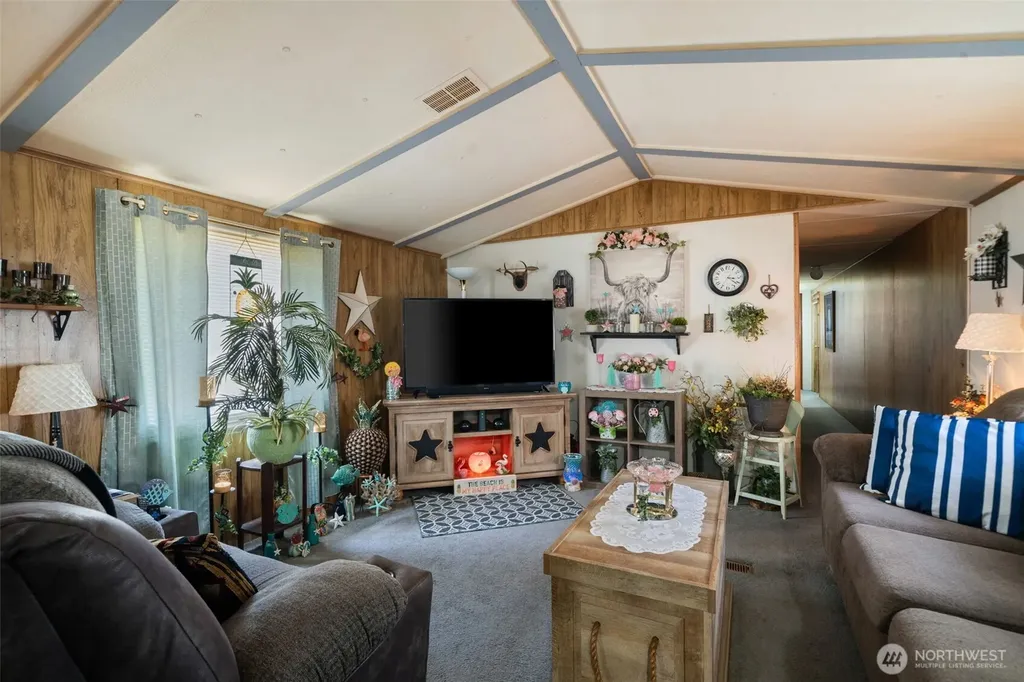 1239 W Birch Street Shelton WA 98584